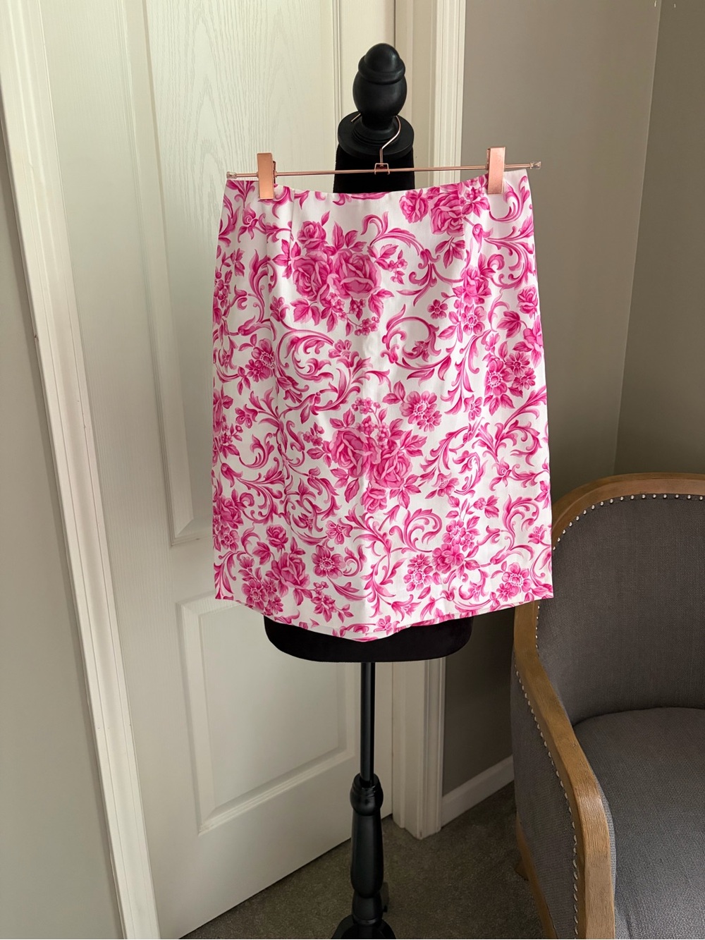 Talbots White Mini Skirt with Pink Floral Print